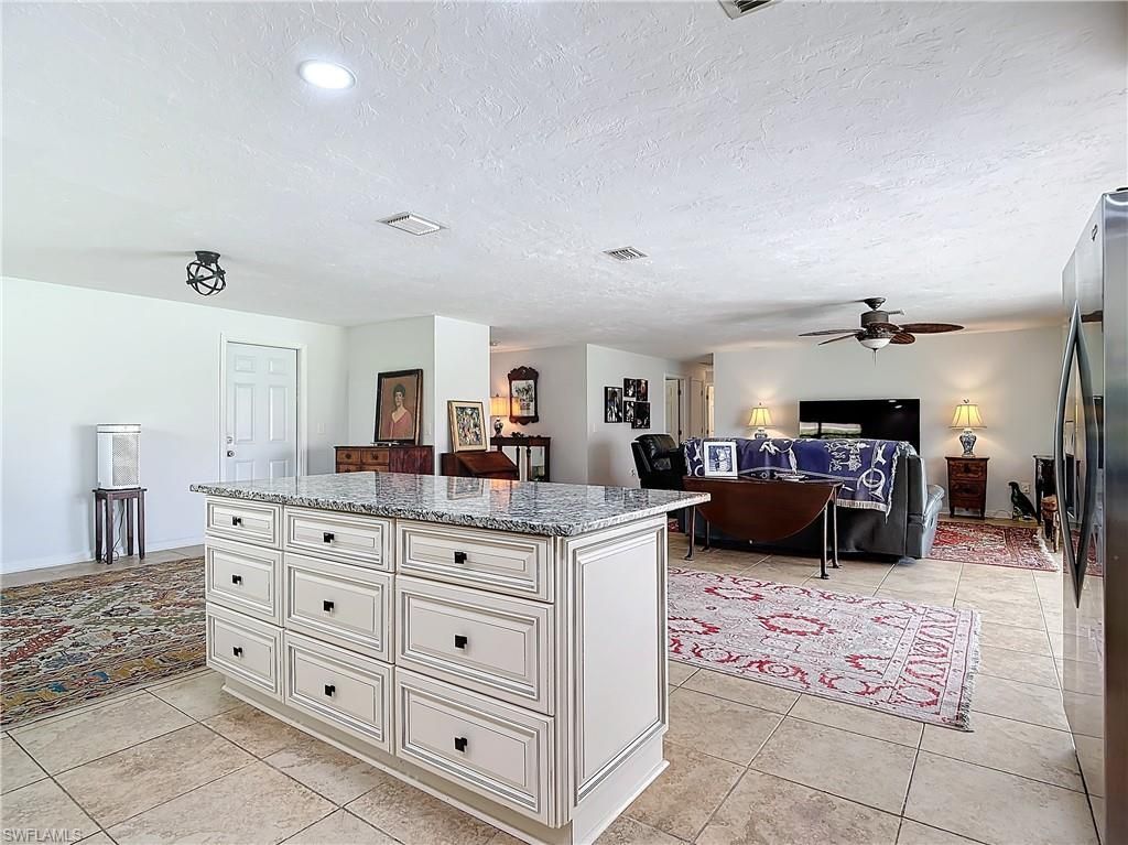 4364 Beechwood Lake Dr, Naples, FL 34112 Photo