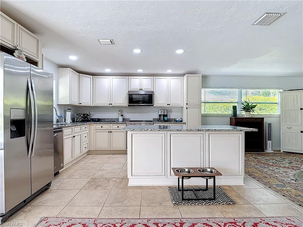 4364 Beechwood Lake Dr, Naples, FL 34112 Photo