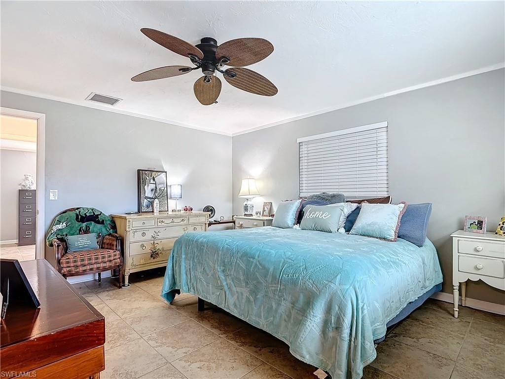 4364 Beechwood Lake Dr, Naples, FL 34112 Photo