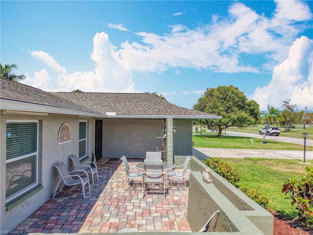 4364 Beechwood Lake Dr, Naples, FL 34112 Photo