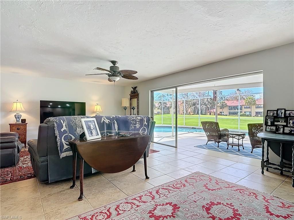 4364 Beechwood Lake Dr, Naples, FL 34112 Photo