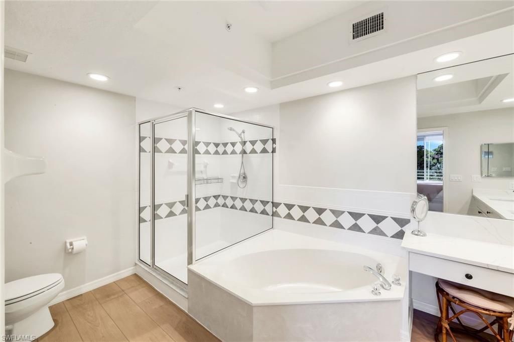 25161 Sandpiper Greens Ct , Unit 203, Bonita Springs, FL 34134 Photo