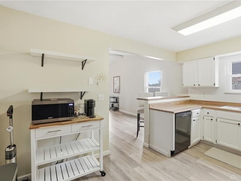 8969 Gardengate Drive, Huber Heights, OH 45424 Photo 13