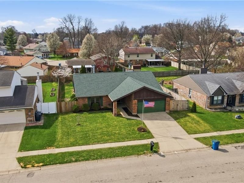 8969 Gardengate Drive, Huber Heights, OH 45424 Photo 3