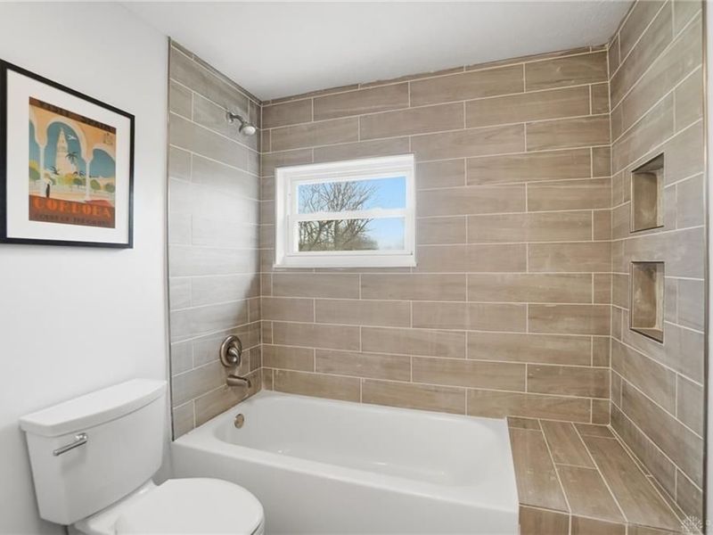 9185 S Mann Road, Bethel Township, OH 45371 Photo 28