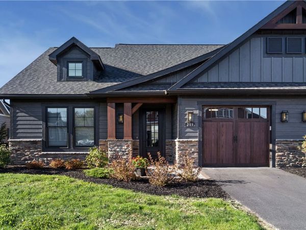 203 Charles Herrmann Way , Penn Yan, NY 14527