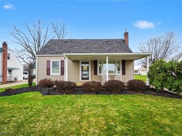 226 Helena Drive, Struthers, OH 44471