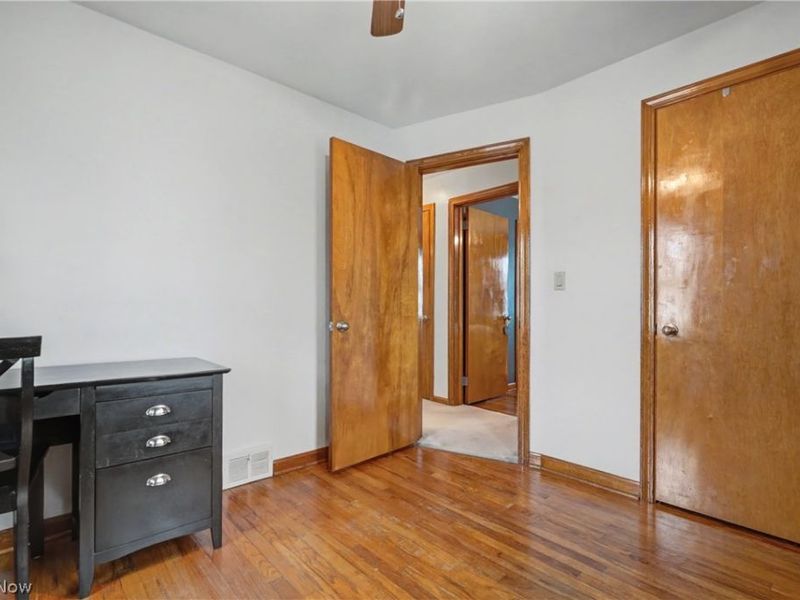 226 Helena Drive, Struthers, OH 44471 Photo 12