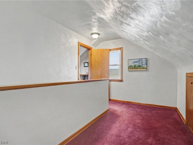 226 Helena Drive, Struthers, OH 44471 Photo 18