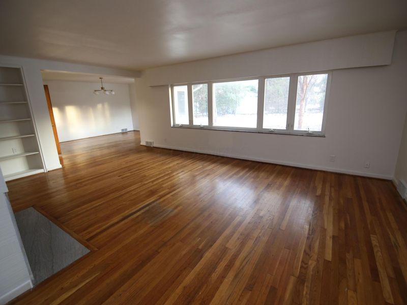 3191 E Broad Street , Columbus, OH 43209 Photo 26