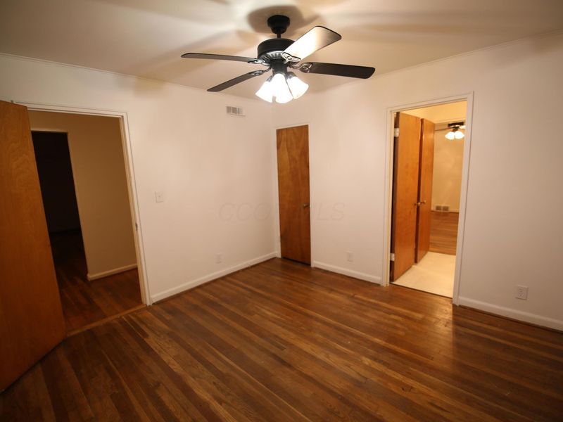 3191 E Broad Street , Columbus, OH 43209 Photo 31