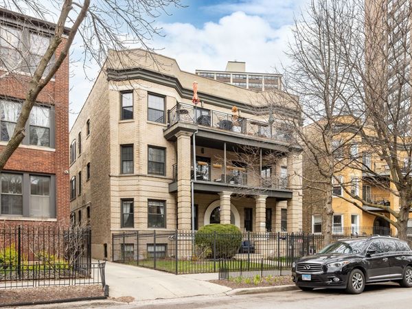 842 W Belle Plaine Avenue , Unit GW, Chicago, IL 60613