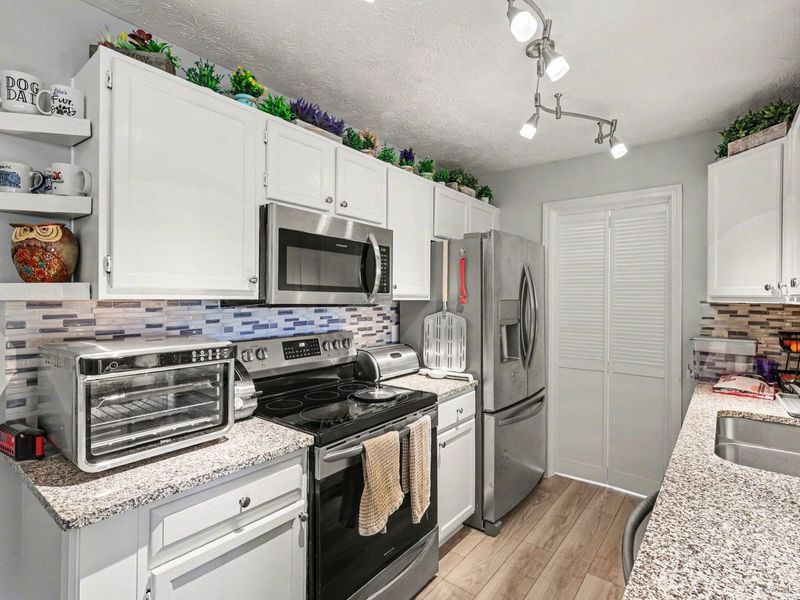 10148 Carnation Court, Unit 8, Florence, KY 41042 Photo 4