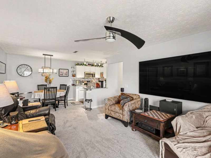 10148 Carnation Court, Unit 8, Florence, KY 41042 Photo 8