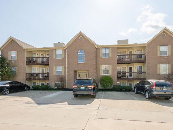 18 Highland Meadows Circle, Unit 7, Highland Heights, KY 41076