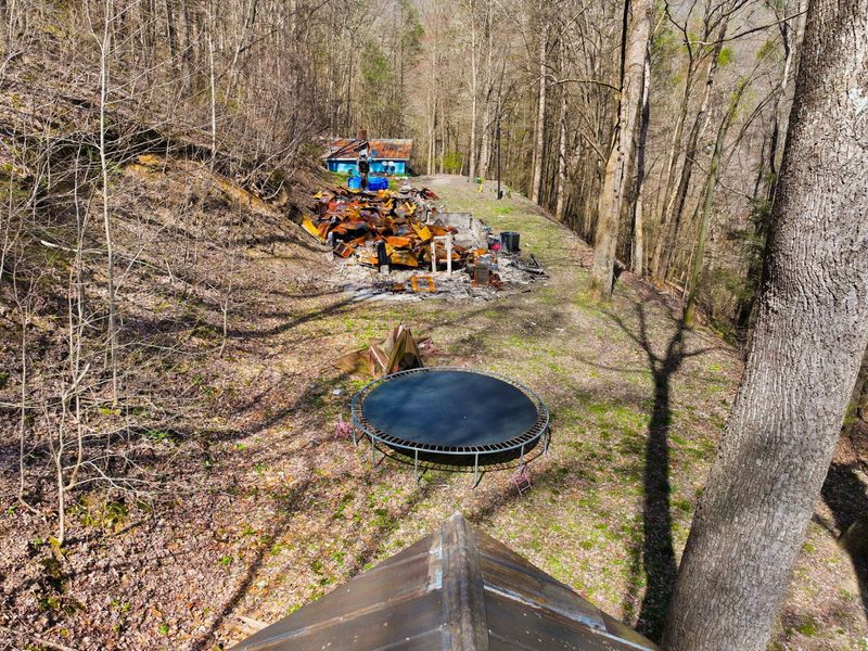 1197 Beans Fork Road, Middlesboro, KY 40965 Photo 20
