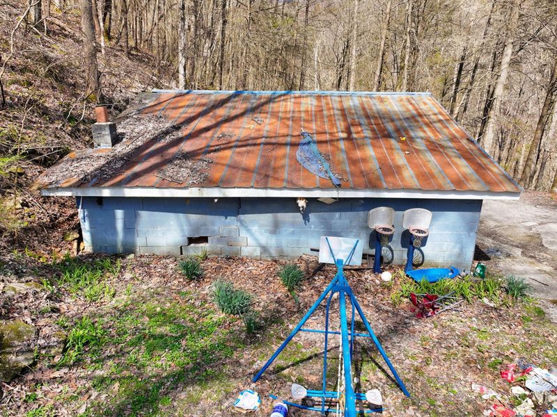 1197 Beans Fork Road, Middlesboro, KY 40965 Photo 25