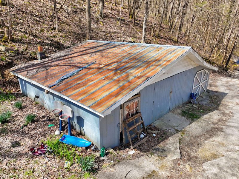 1197 Beans Fork Road, Middlesboro, KY 40965 Photo 26