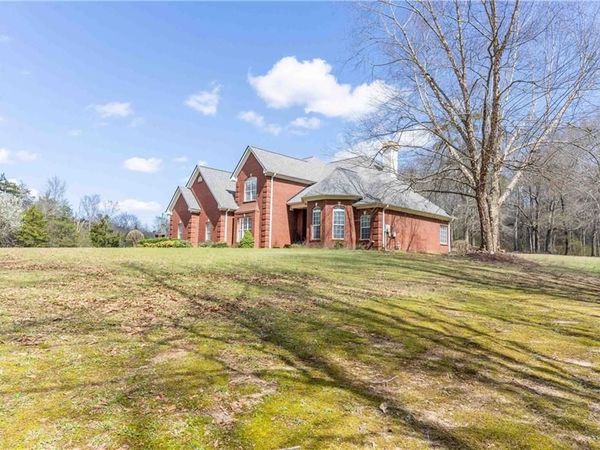 2101 Indian Shoals Road, Loganville, GA 30052