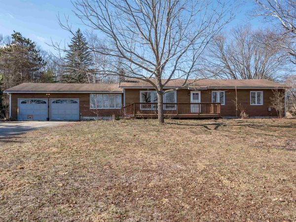 581 S Barnstead Road, Barnstead, NH 03225