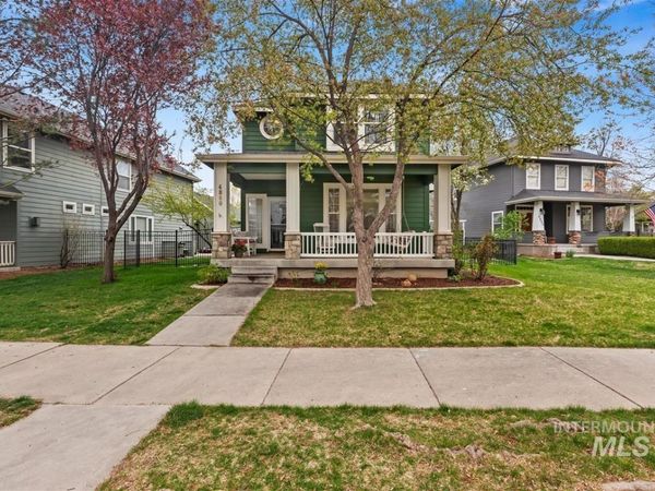 4880 E Arrow Junction Dr, Boise, ID 83716