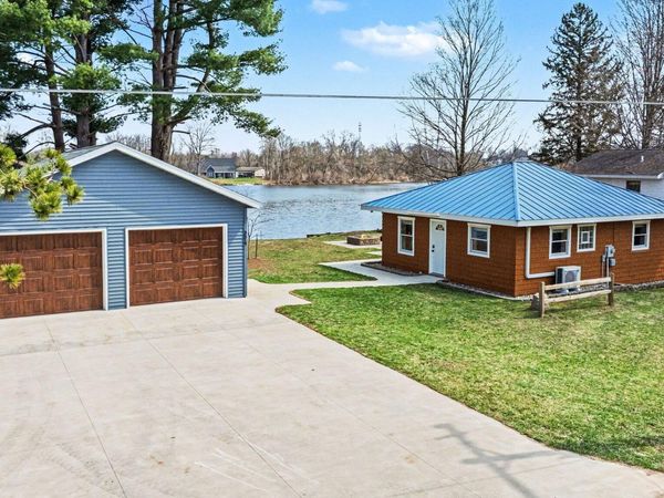 3517 Lake Allegan Drive, Allegan, MI 49010