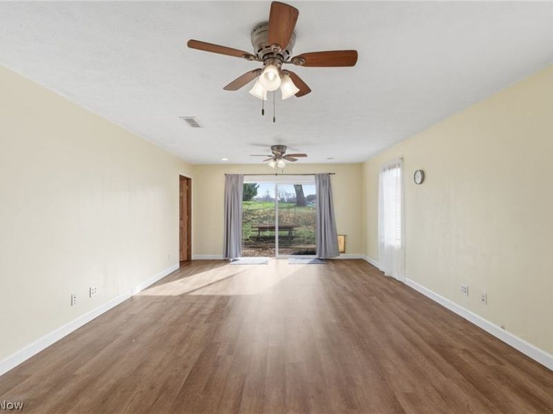 655 Spangler Street , Willard, OH 44890 Photo 12