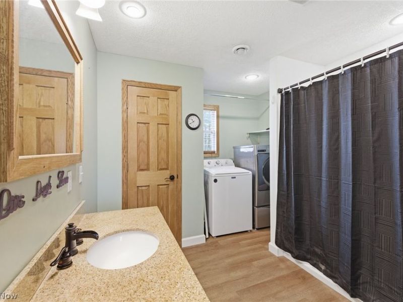 655 Spangler Street , Willard, OH 44890 Photo 15