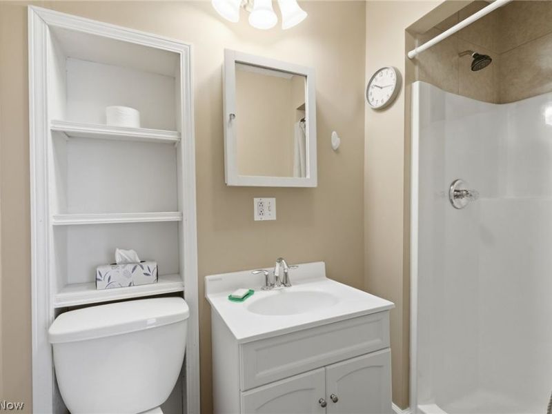 655 Spangler Street , Willard, OH 44890 Photo 24