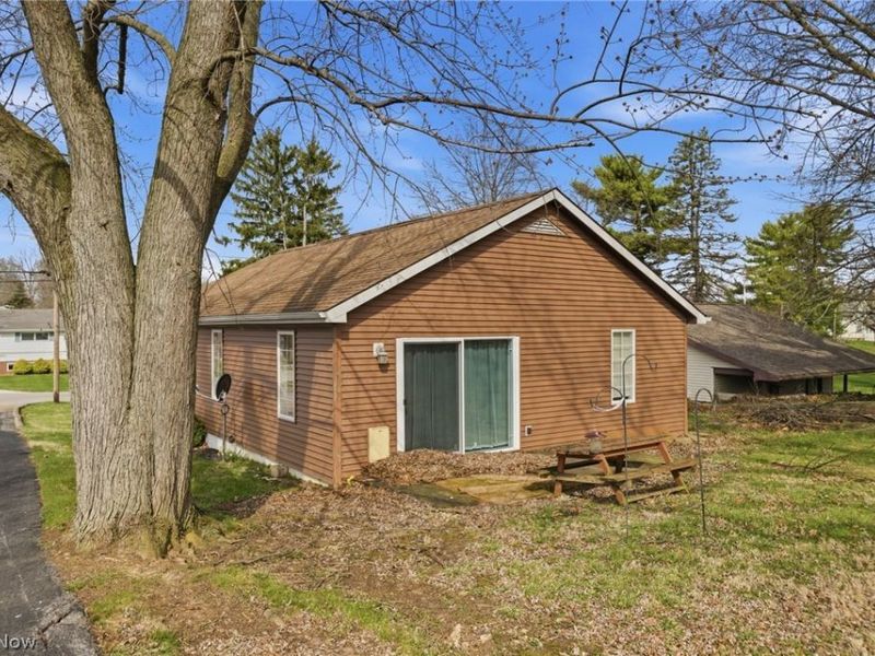 655 Spangler Street , Willard, OH 44890 Photo 3