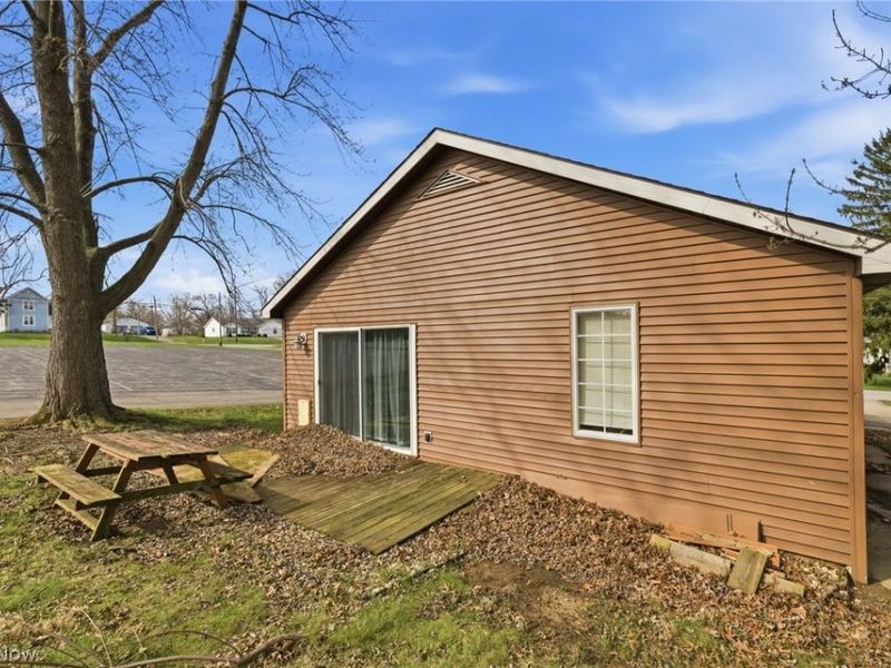 655 Spangler Street , Willard, OH 44890 Photo 4