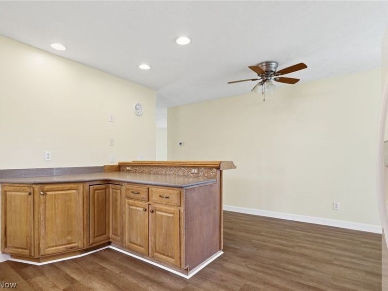 655 Spangler Street , Willard, OH 44890 Photo 8