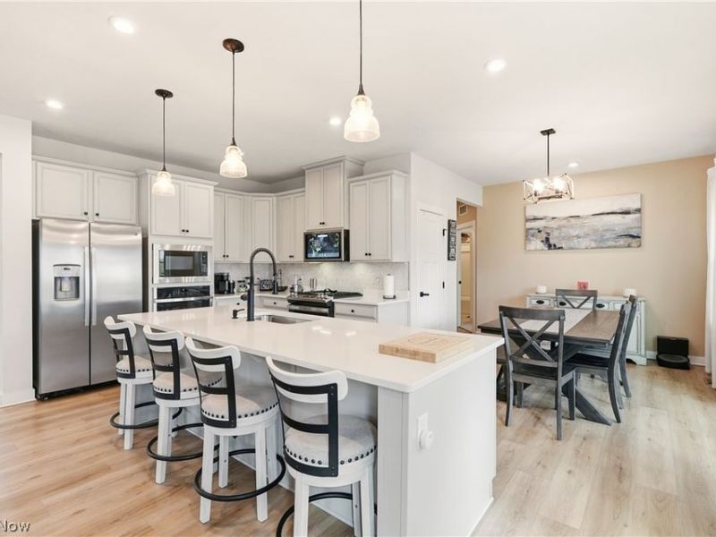 1404 Southbrook Circle NE, Canton, OH 44721 Photo 10