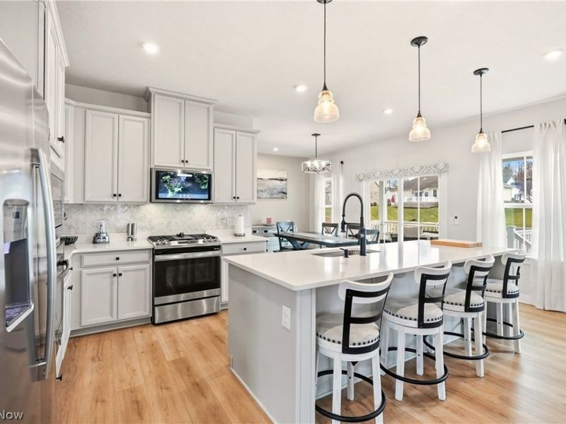 1404 Southbrook Circle NE, Canton, OH 44721 Photo 12