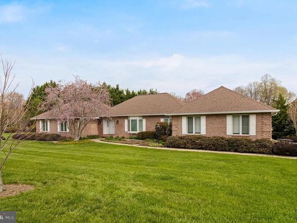 3700 ELBERTA LANE , HUNTINGTOWN, MD 20639