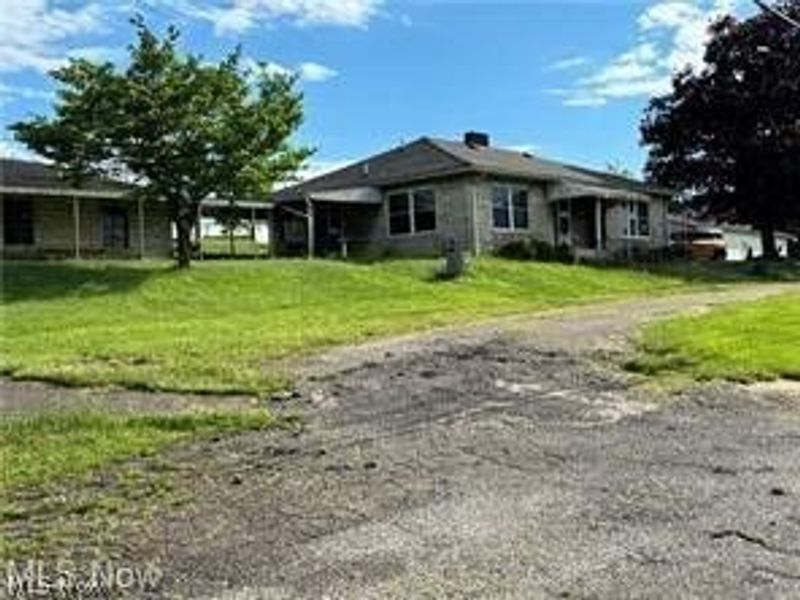 4870 East Pike, Zanesville, OH 43701 Photo 6