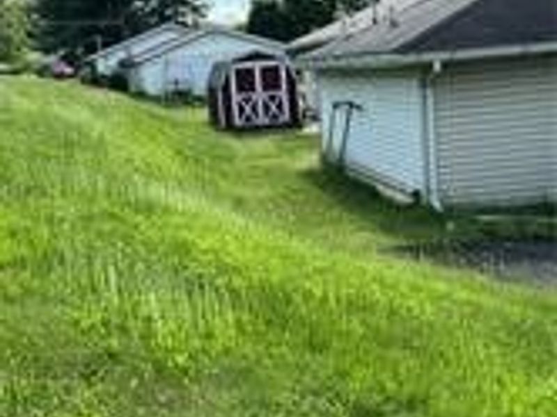 4870 East Pike, Zanesville, OH 43701 Photo 8