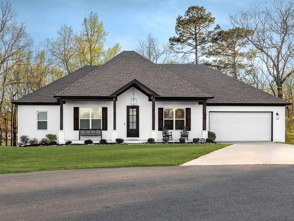 13033 Avilla Hills Cove, Alexander, AR 72002