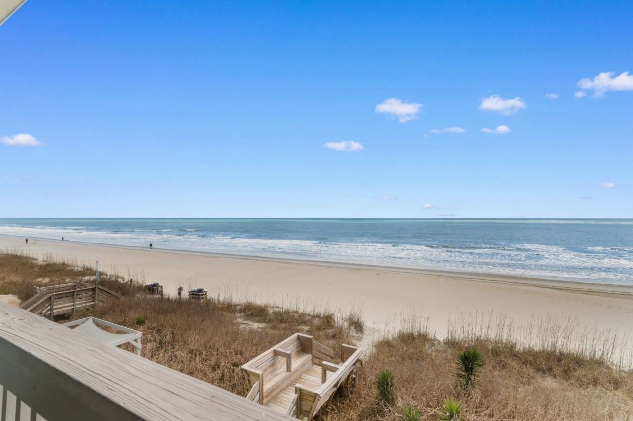 1011 S Ocean Blvd. Photo 16