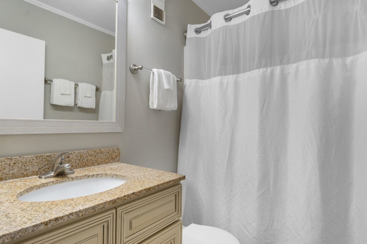 1011 S Ocean Blvd. Photo 20