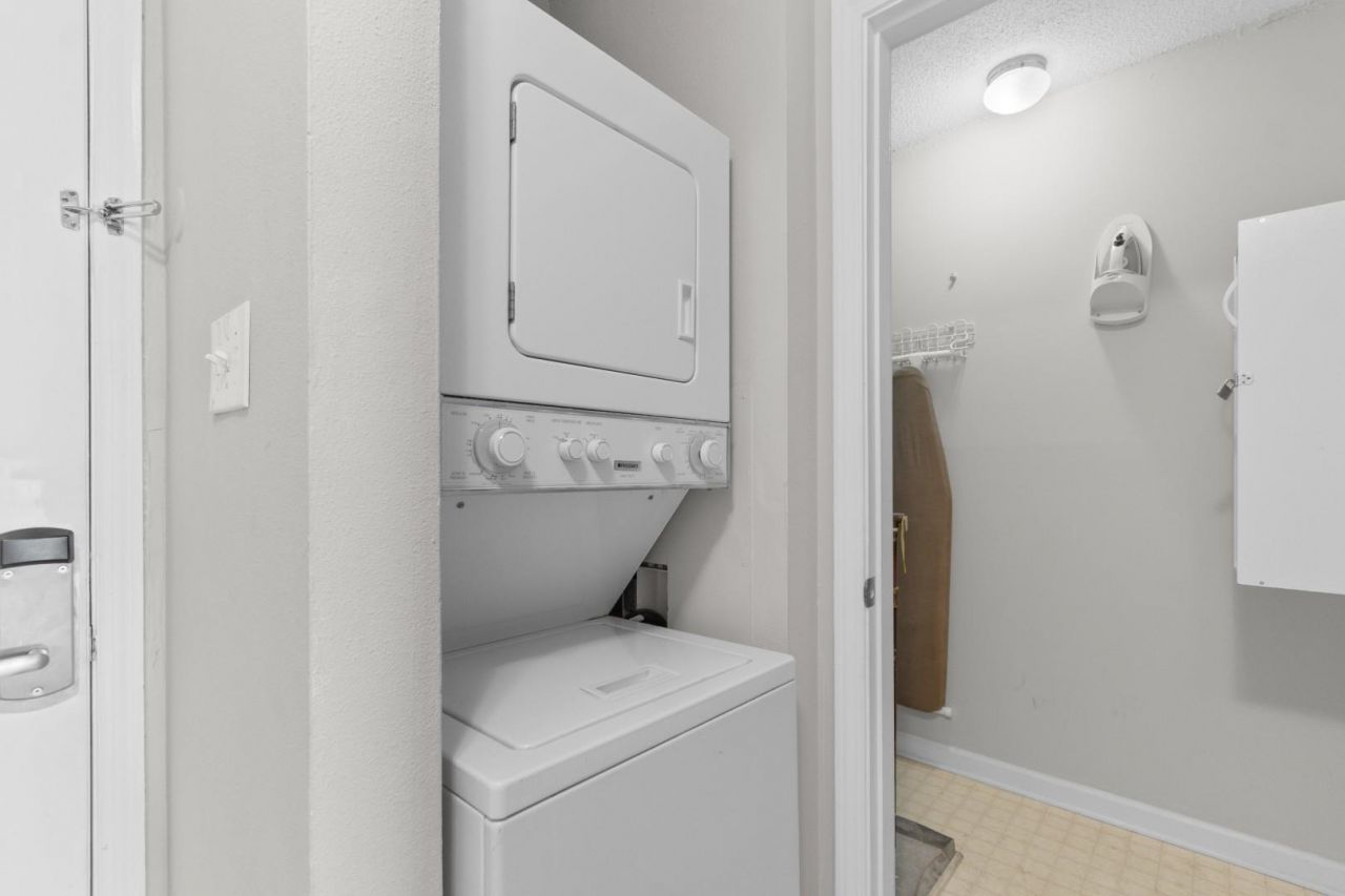 1011 S Ocean Blvd. Photo 25