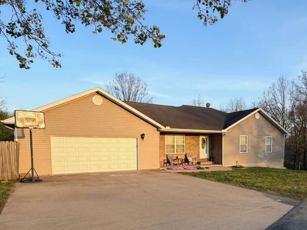 3000 Jennifer Place , West Plains, MO 65775