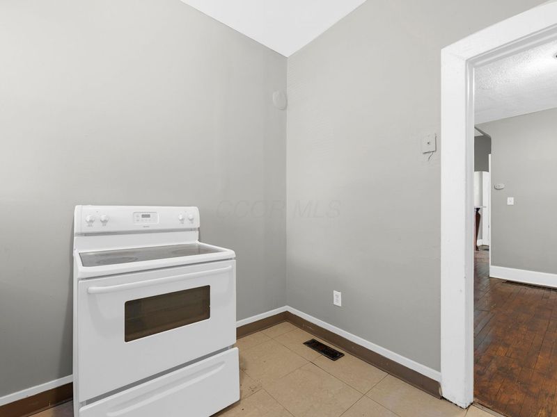 605-611 Lilley Avenue , Columbus, OH 43205 Photo 11