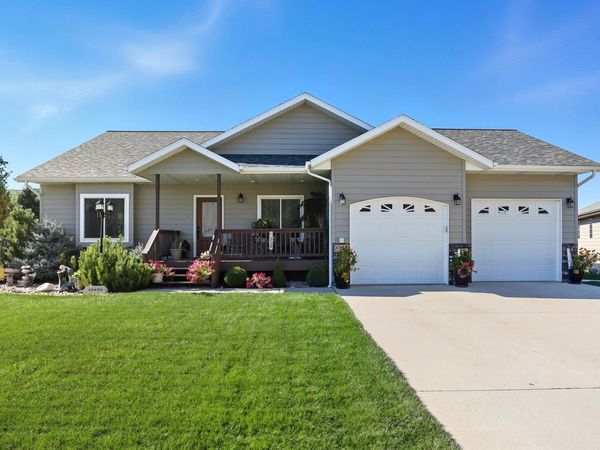 8055 STEAMBOAT RD, Summerset, SD 57769