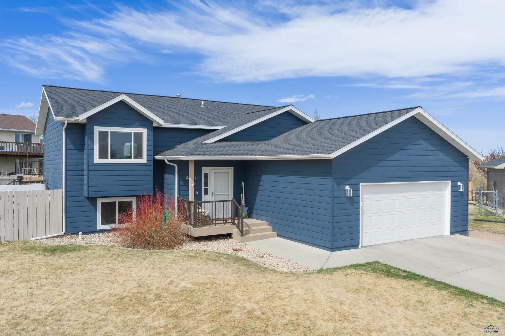 4007 Grapevine Ln, Rapid City, SD 57701 Main Photo