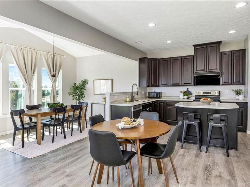 1657 Summit Creek Drive, Clearcreek Township, OH 45458 Photo 5