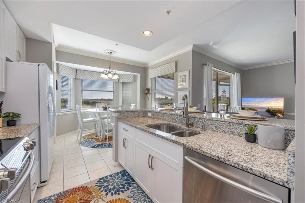 10285 Bismark Palm Way, Unit 1045, Fort Myers, FL 33966 Photo