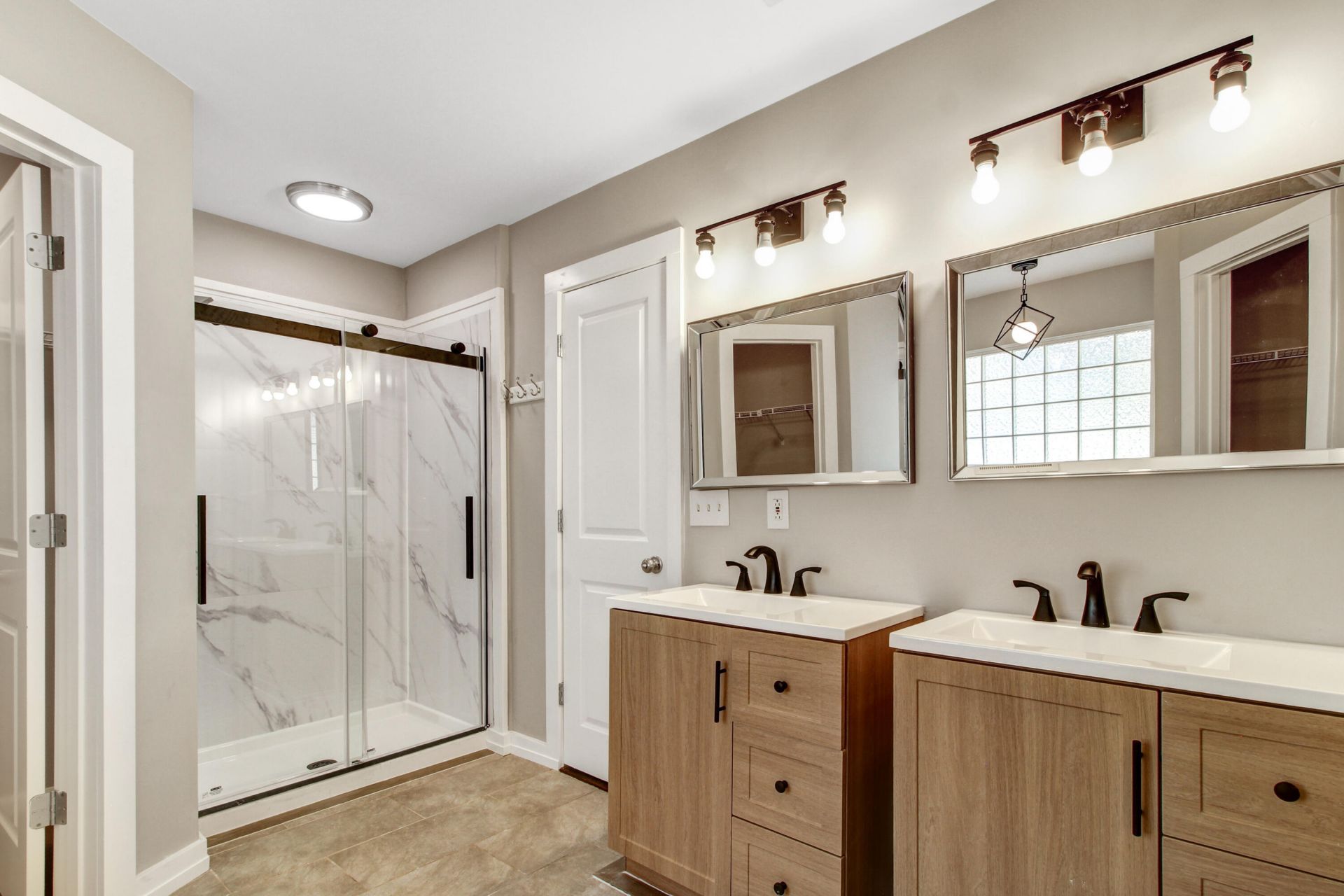 2104 Razorback Lane Photo 17