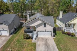 2104 Razorback Lane photo 4