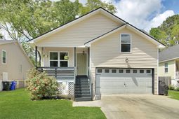 2104 Razorback Lane photo 4